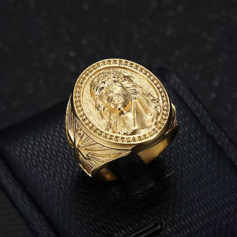 Anillo Jesus Gold